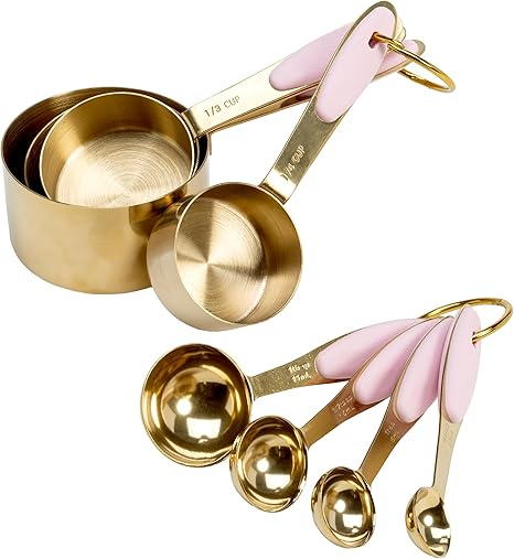 Paris Hilton Measuring Cups and Spoons Set